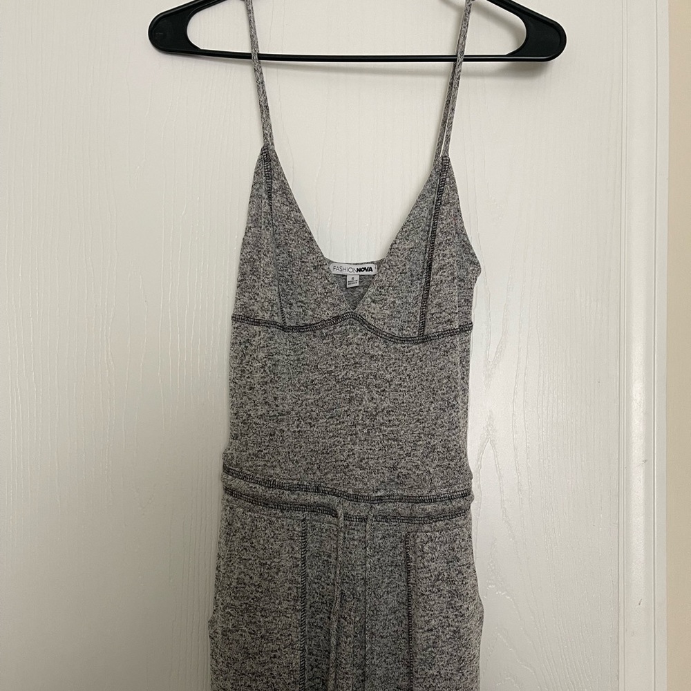 FashionNova Jump Suite - Size S
